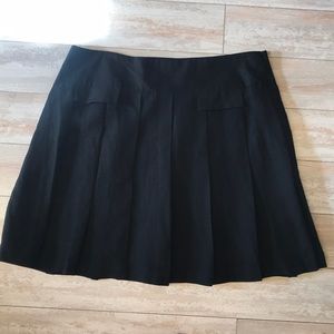 Larry Levine Pleated Black Linen/Rayon Skirt 18